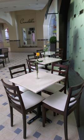 Centro Commerciale The Village Mall